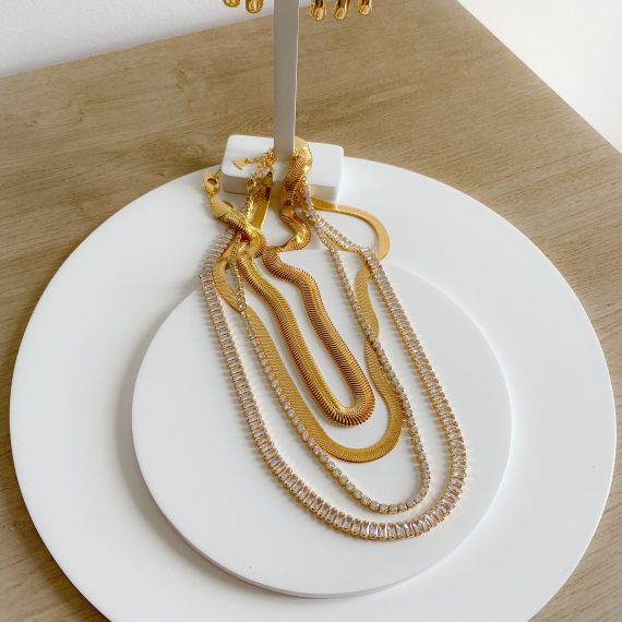 Colar Choker Malha Flexível Rabo de Rato Banhado em Ouro