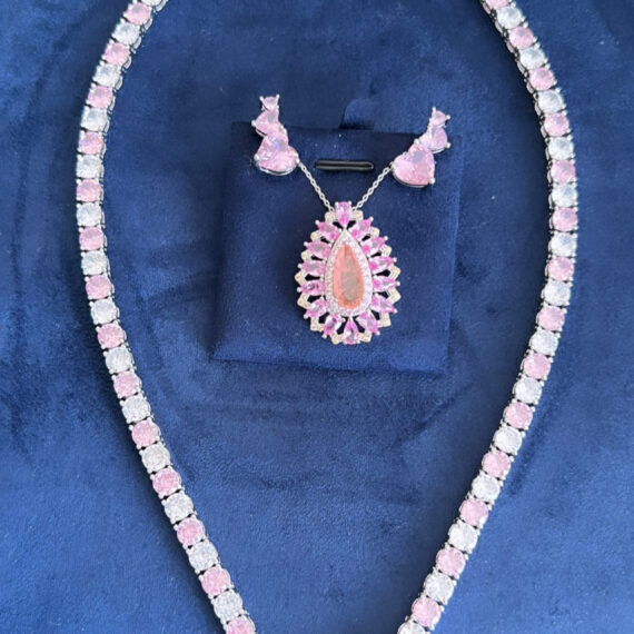 Colar Choker Riviera Light Pink e Cristal 4mm Banhado em Ródio Branco