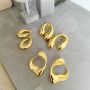 Brinco Vintage Tubo Invertido Design Banhado em Ouro