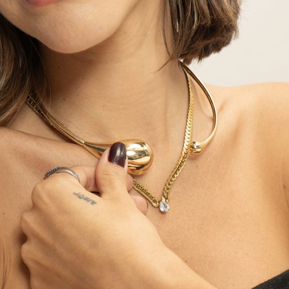 Colar Choker Aberto Liso Gotas Banhado em Ouro