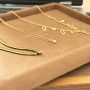 Colar Choker Pingentes com Pontos de luz Banhado em Ouro