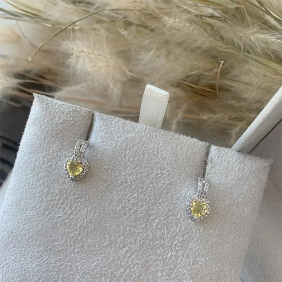 Brinco Pêndulo Coração Safira Amarelo Cristal Banhado em Ródio Branco